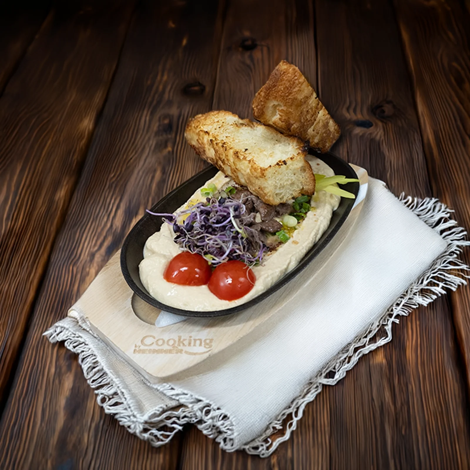 hummus cu carne de vita si arome orientale restaurant la ponton falticeni