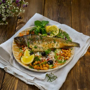 salata cu pastrav si legume proaspete restaurant la ponton falticeni